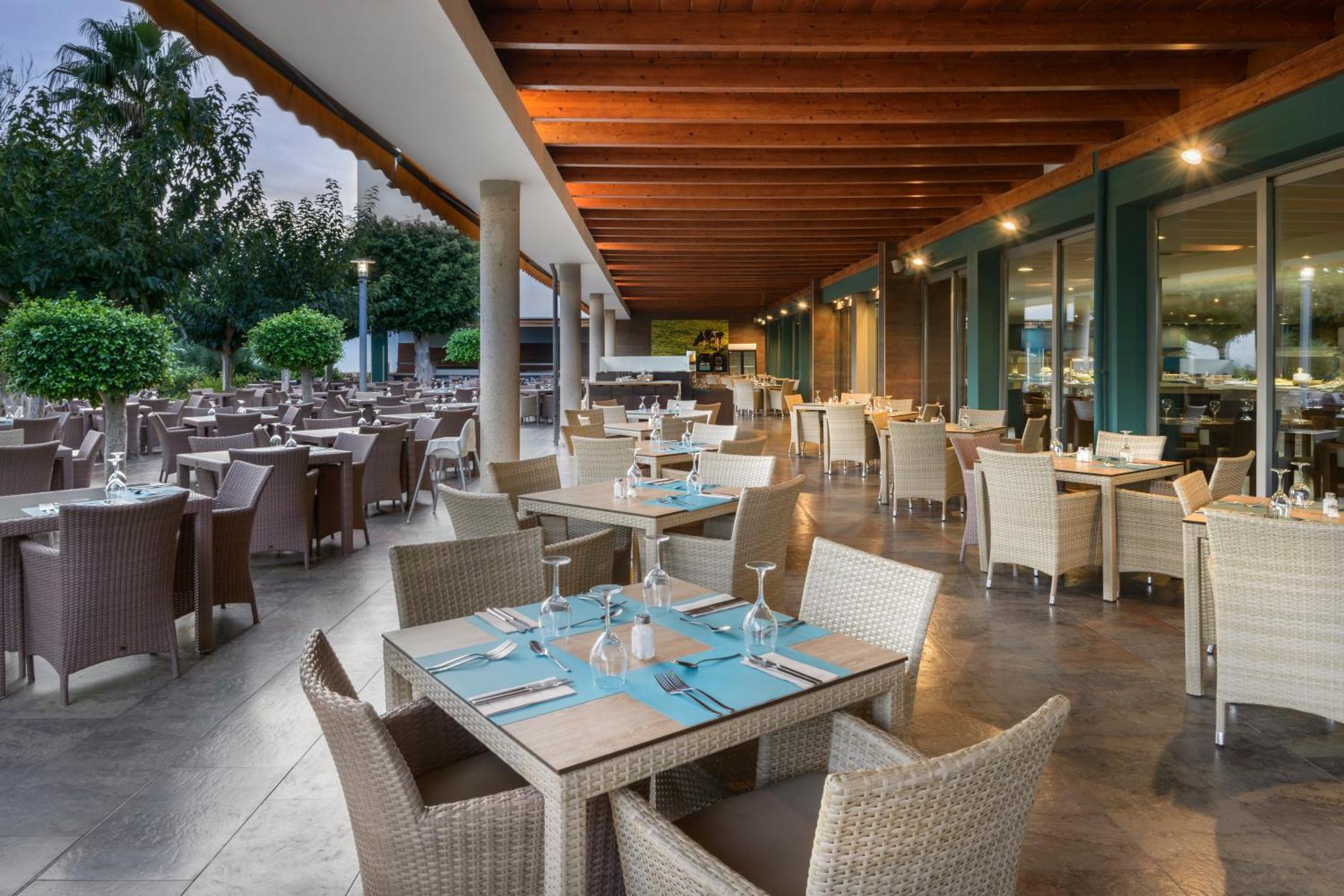 Occidental Menorca (Adults Only) Hotel Пунта Прима Екстериор снимка