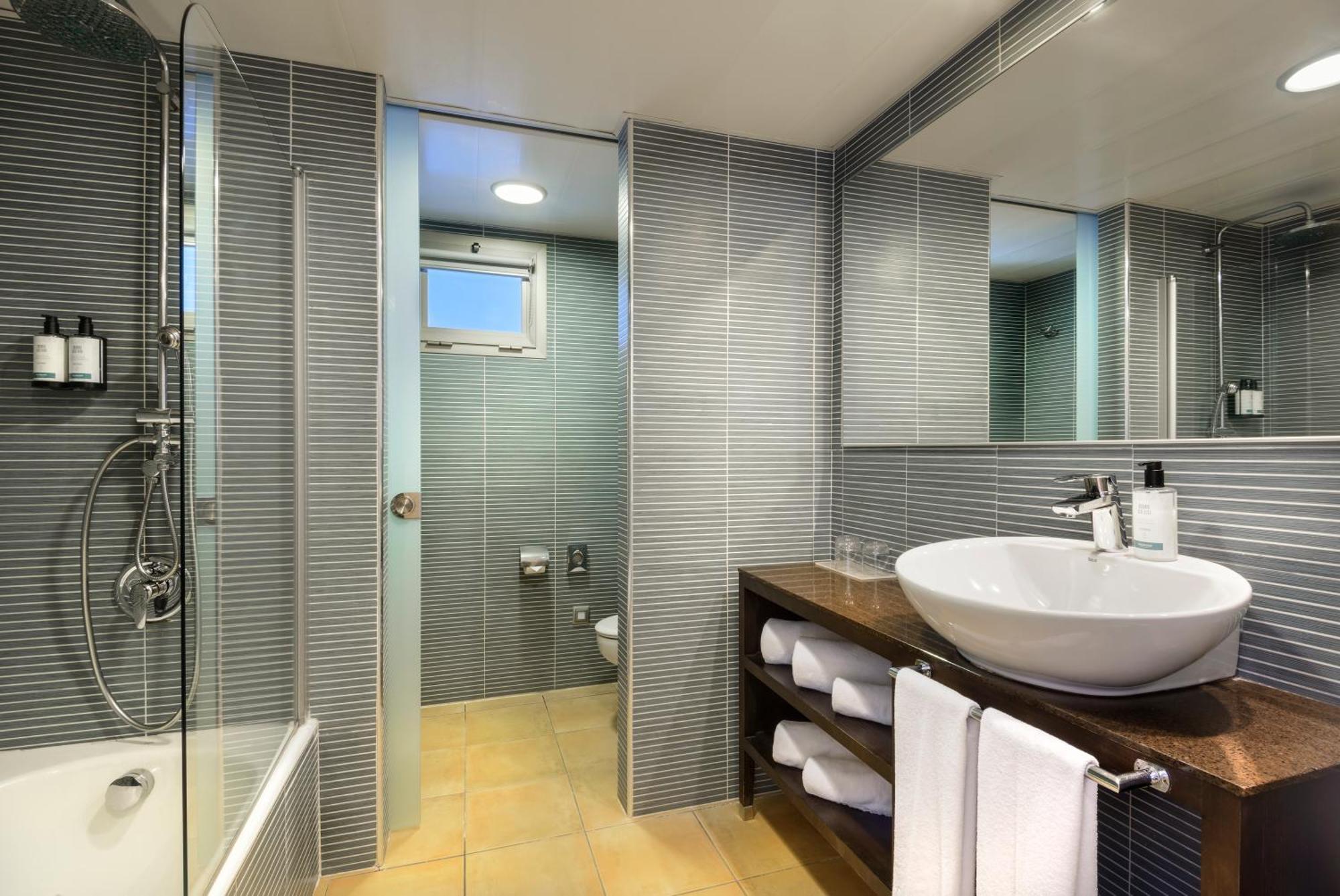 Occidental Menorca (Adults Only) Hotel Пунта Прима Екстериор снимка