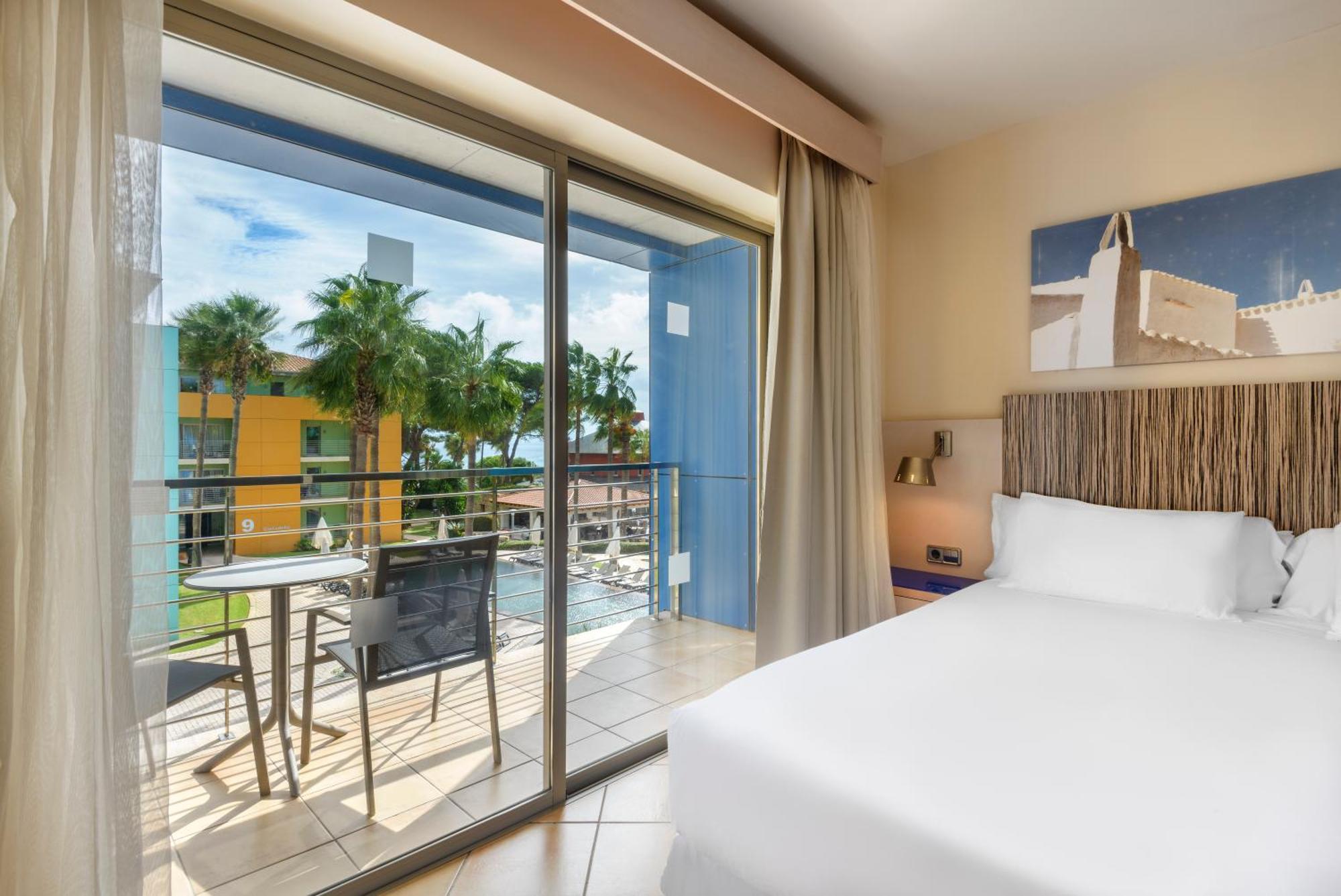 Occidental Menorca (Adults Only) Hotel Пунта Прима Екстериор снимка
